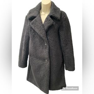 UNIQLO Black Faux Fur Sale!